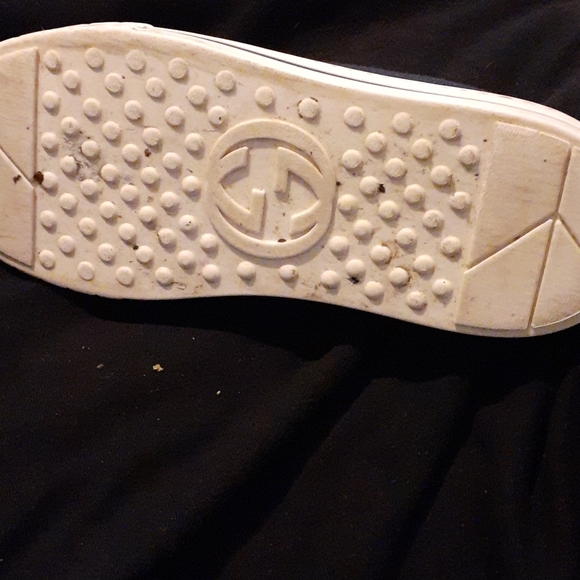 Gucci - Picture 2 of 4